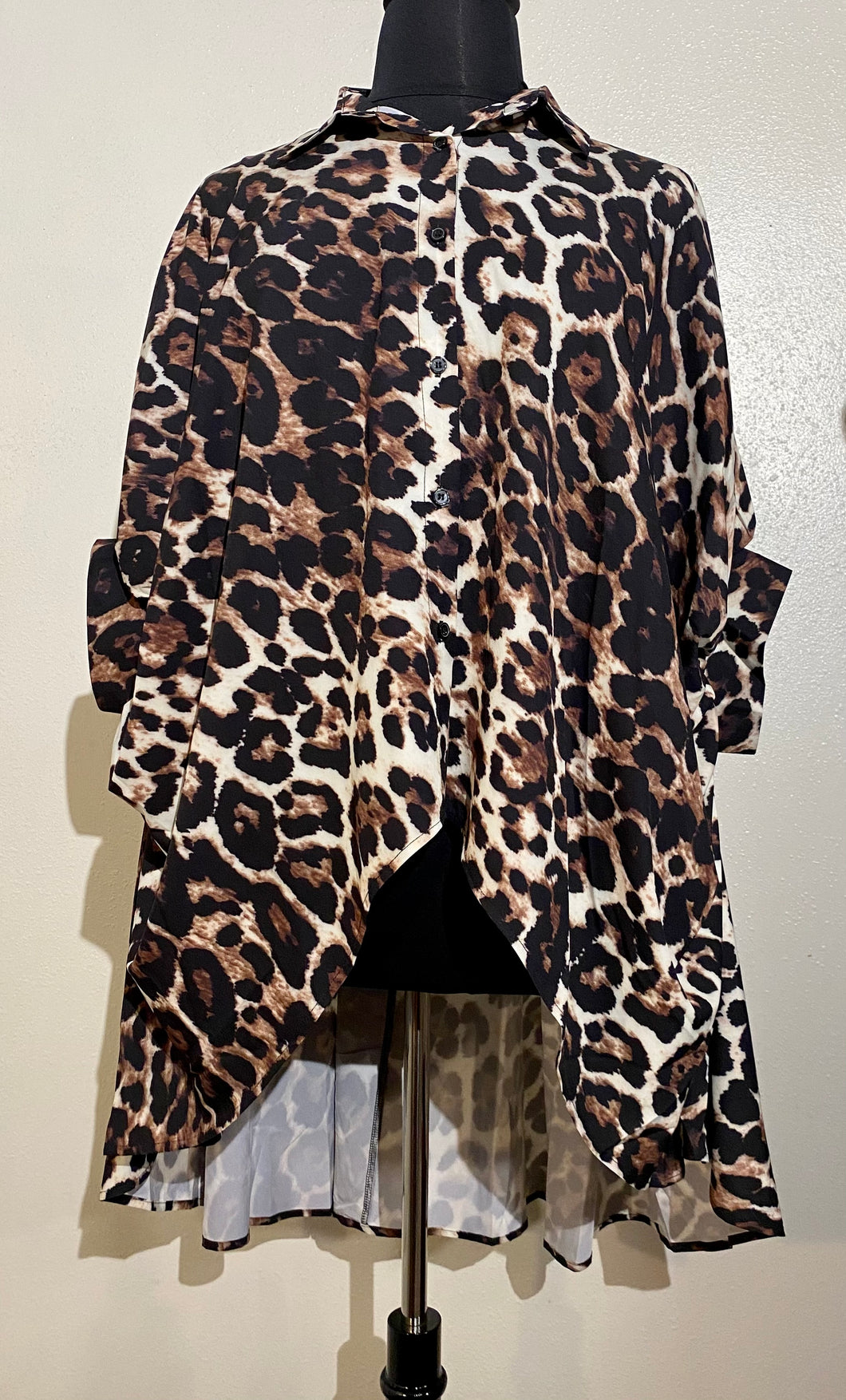 Leopard Print High/Low Shirt